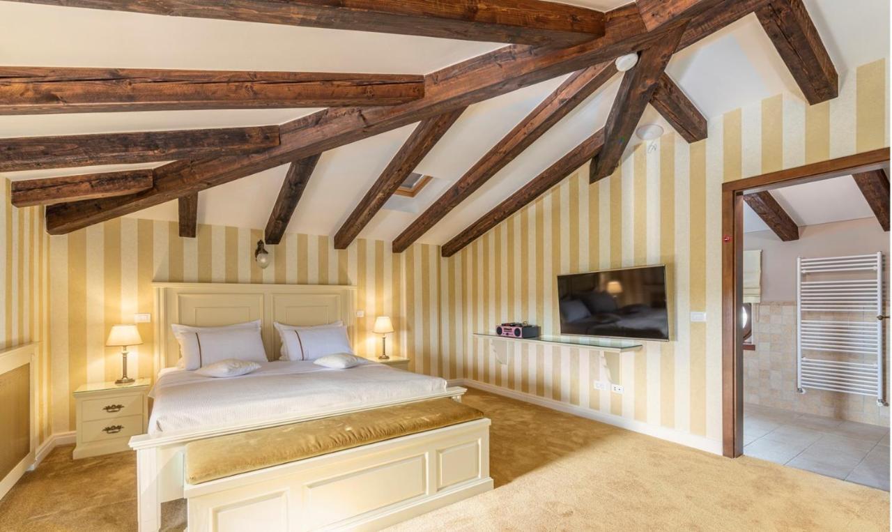 Villa Carolus-Luxurious Istrian Villa Barat  Εξωτερικό φωτογραφία