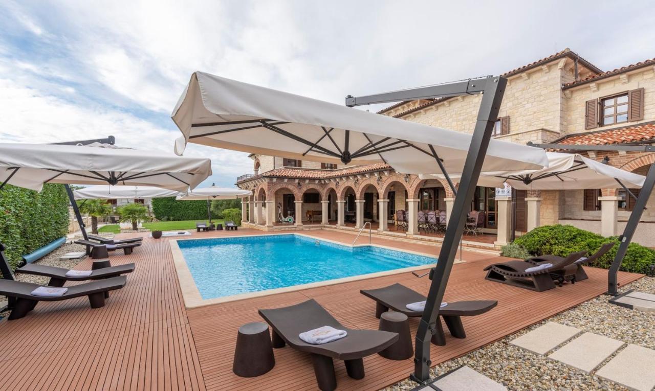 Villa Carolus-Luxurious Istrian Villa Barat  Εξωτερικό φωτογραφία