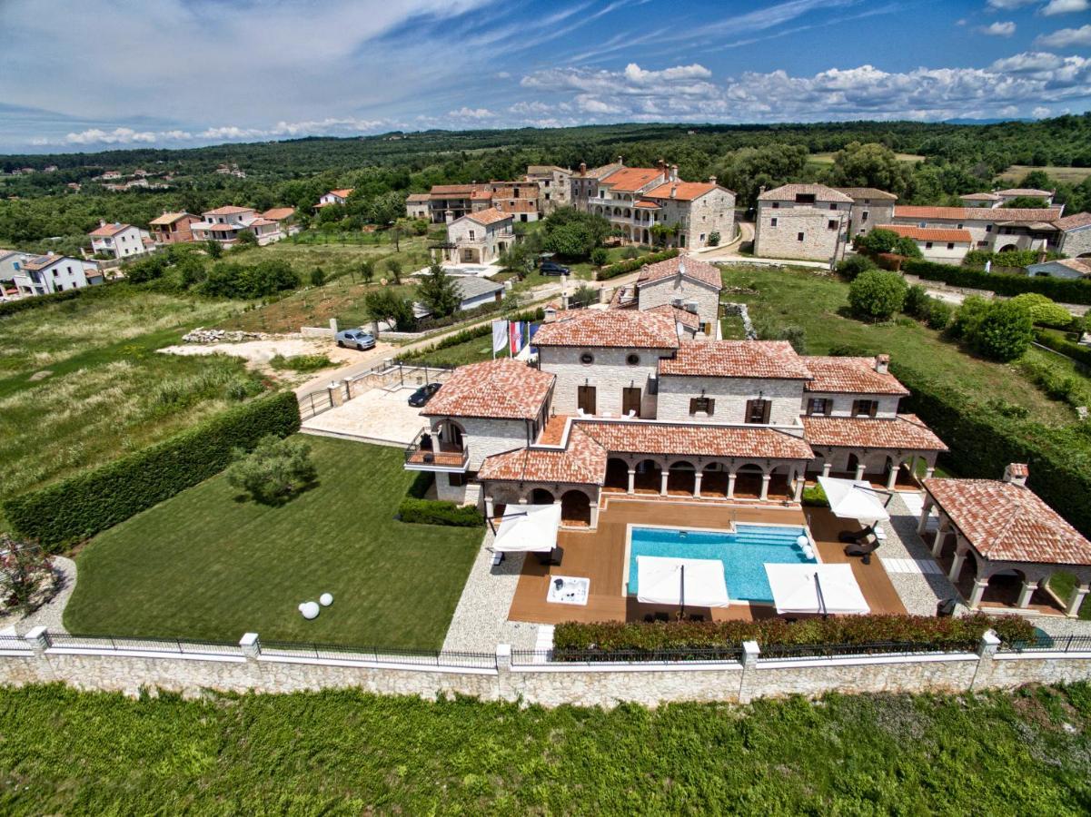 Villa Carolus-Luxurious Istrian Villa Barat  Εξωτερικό φωτογραφία